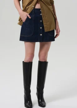 Curved Pocket Mini Skirt