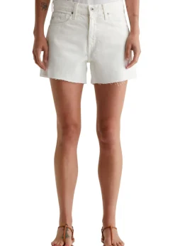 Halle Short