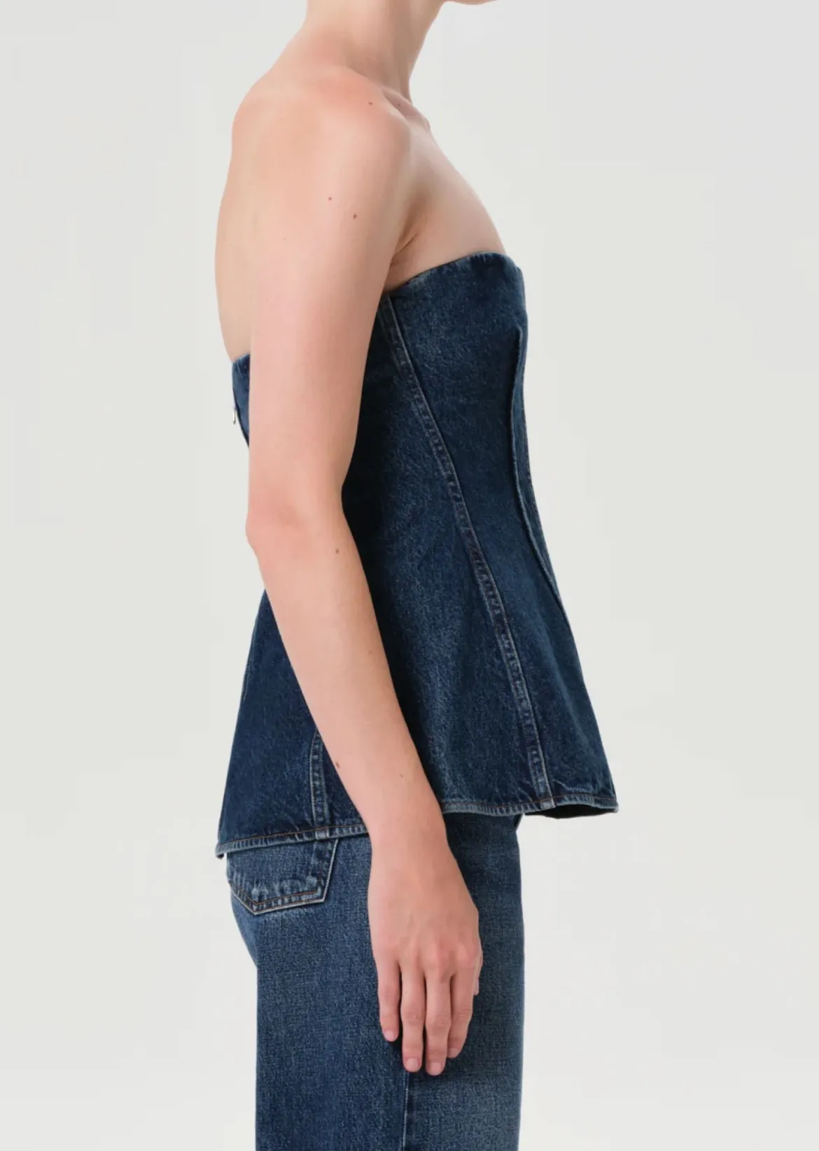 Lara Corset in Form