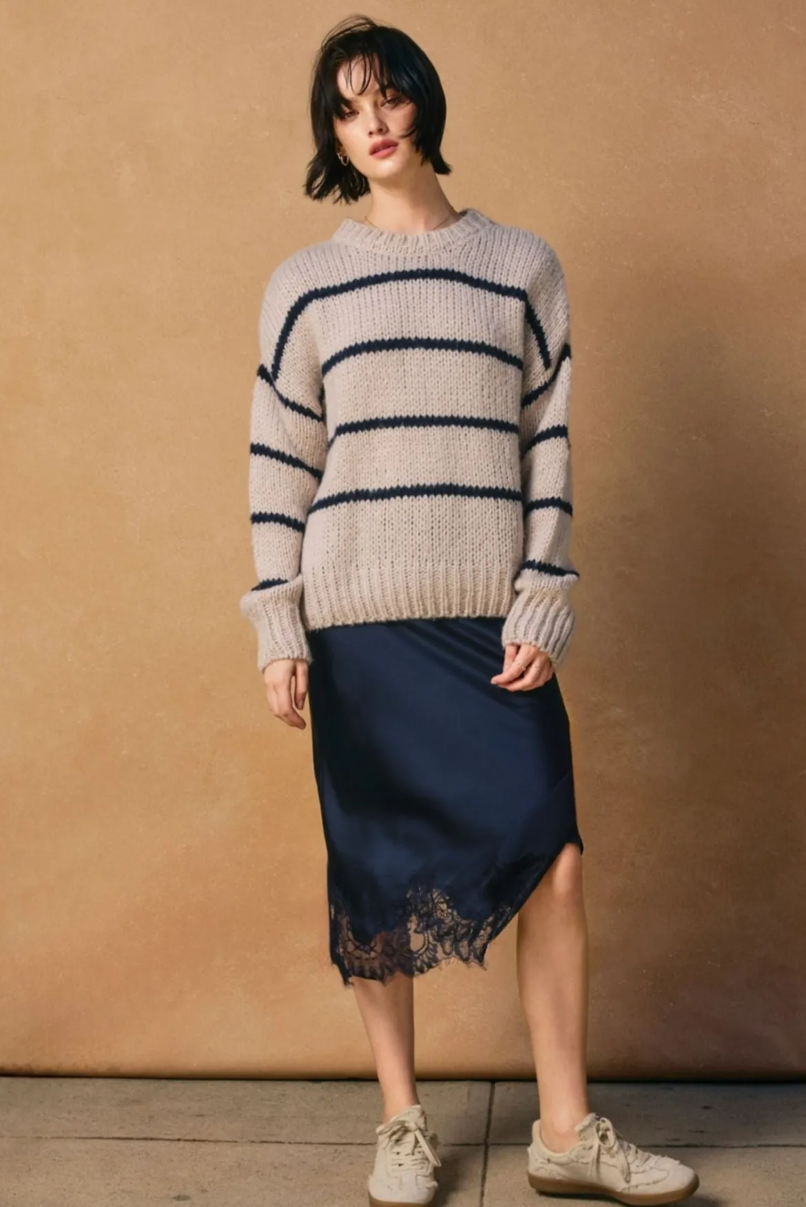 Lea Lace Hem Skirt