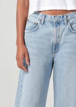 Low Curve Jeans in Force