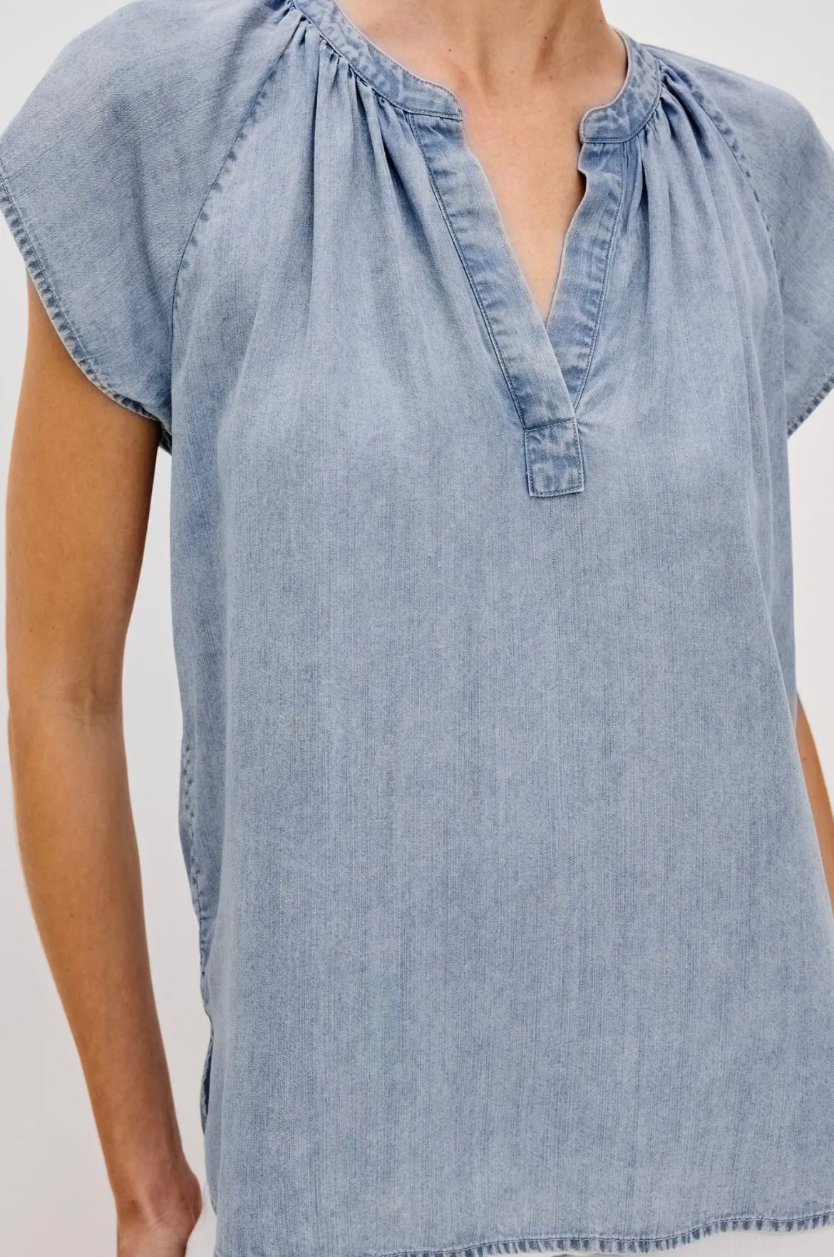 Maribel Top