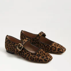 Michaela Flat