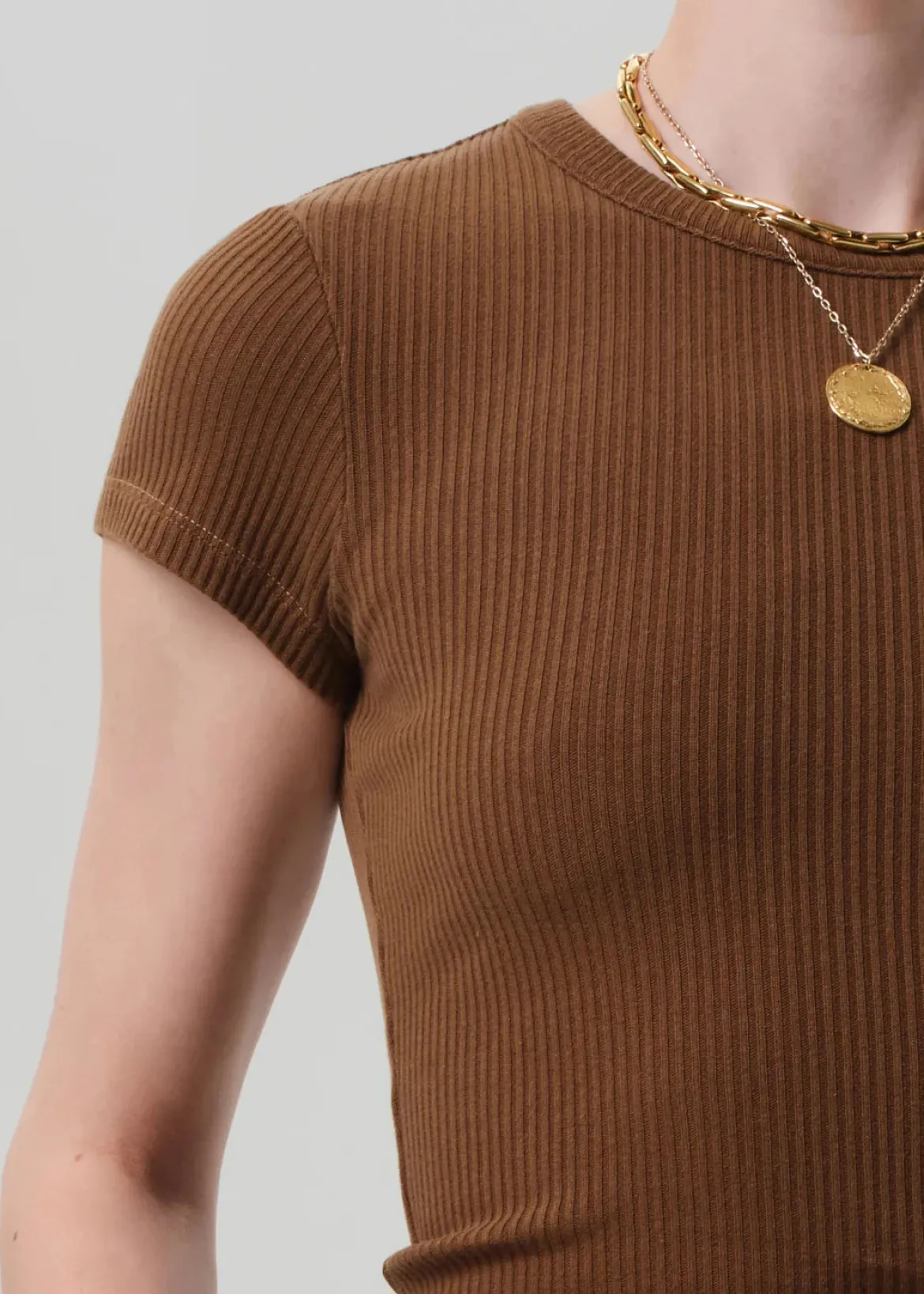 Nello Tee