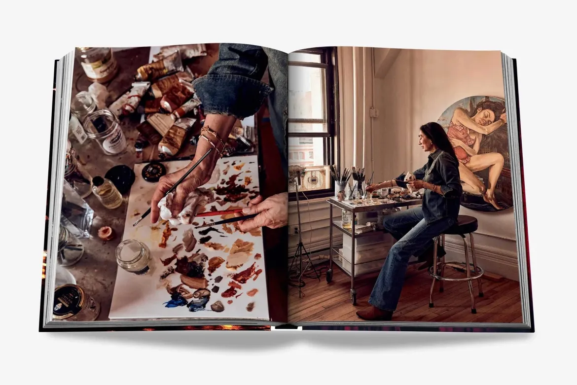 New York Chic Book