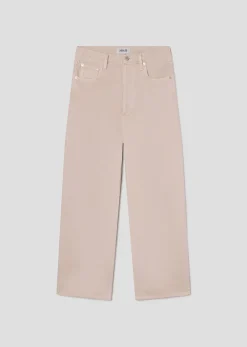 Ren Jean in Foundation