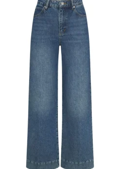 Streamline Jeans in Swan