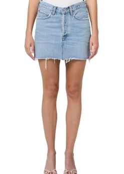 V-Waist Mini Skirt in Force
